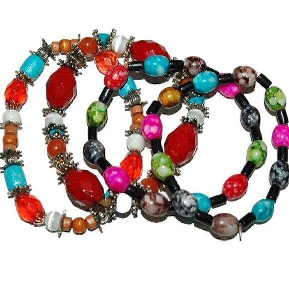 Bracelet Costume Jewelry Lot of 4 Multicolor Mixed Stretch Beaded Boho Stylish - Picture 1 of 5